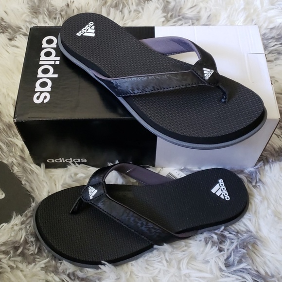 adidas cloud flip flops